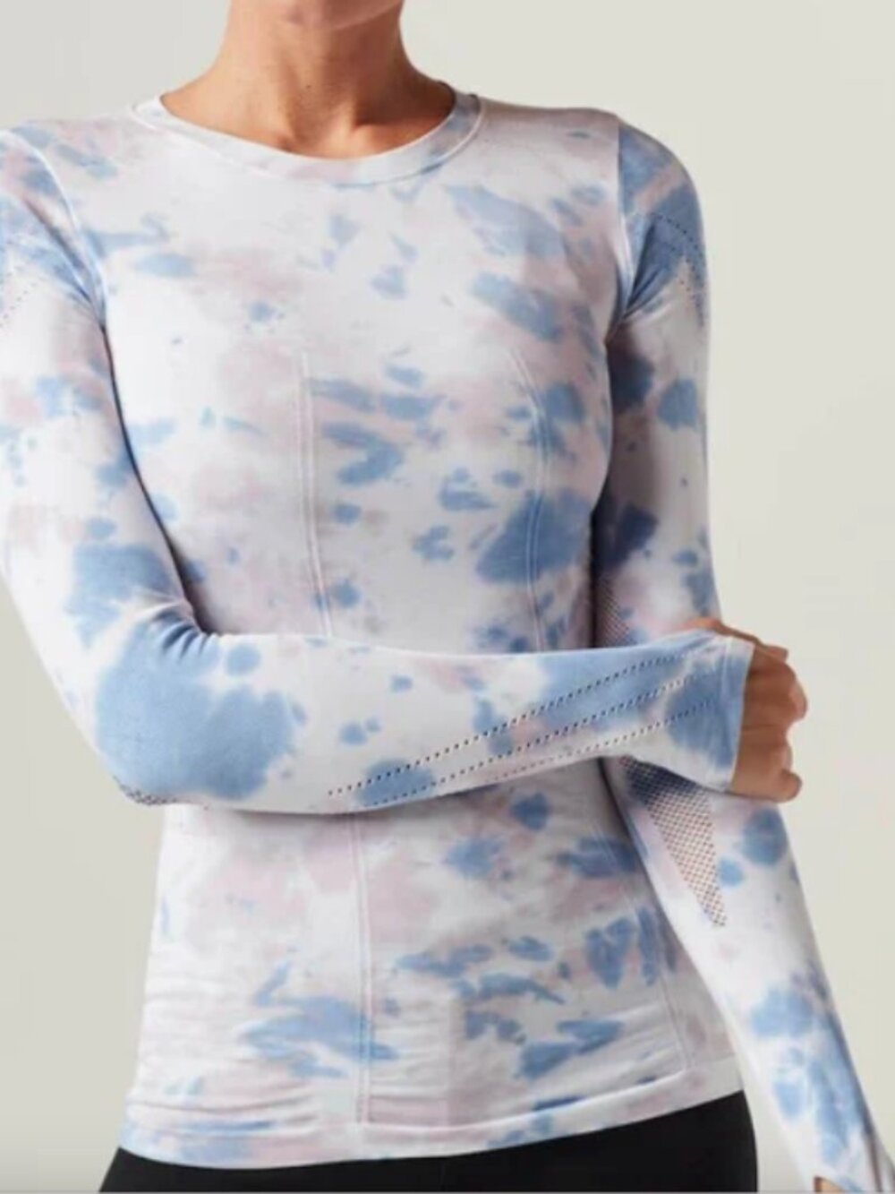 Blanc Noir Blue & White Tie-Dye Magnetic Top Mojave Dawn Wash Large